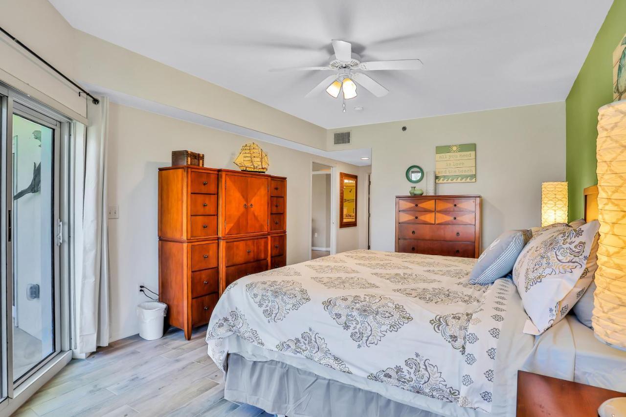 Oceanwalk Condos Bethune Beach Extérieur photo