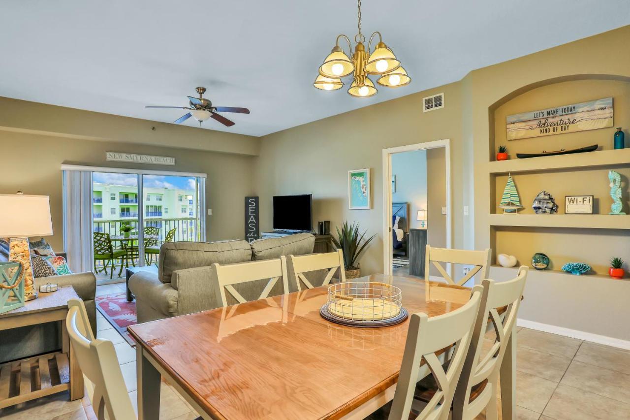 Oceanwalk Condos Bethune Beach Extérieur photo