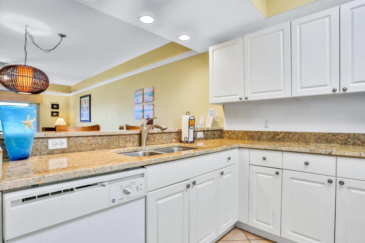Oceanwalk Condos Bethune Beach Extérieur photo