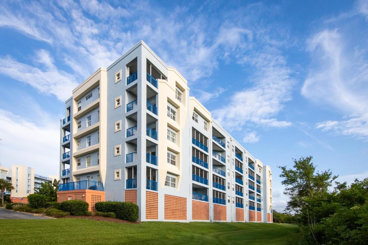 Oceanwalk Condos Bethune Beach Extérieur photo