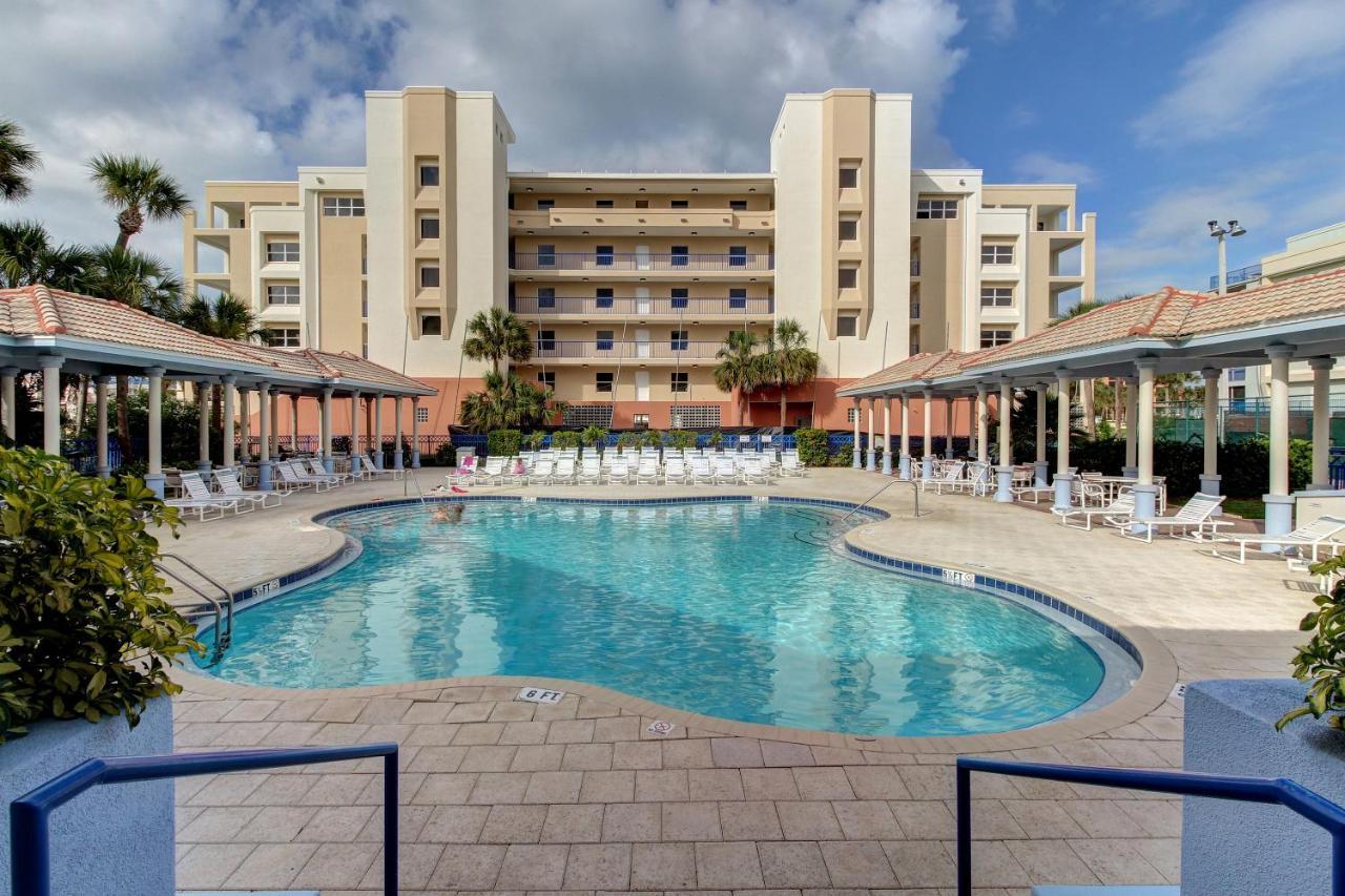 Oceanwalk Condos Bethune Beach Extérieur photo